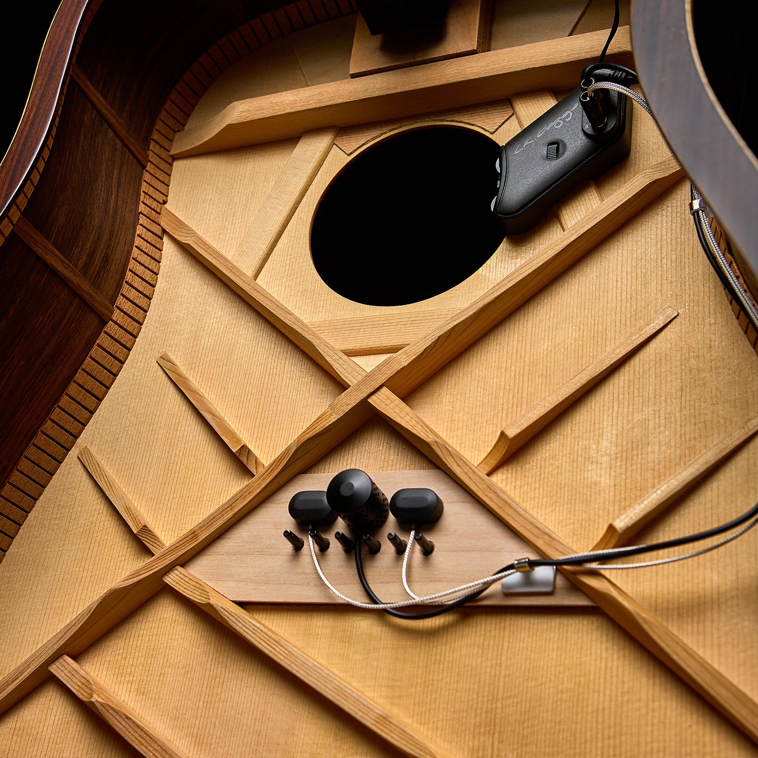 LR Baggs HiFi Duet Acoustic Guitar Pickup & Microphone Mixing System