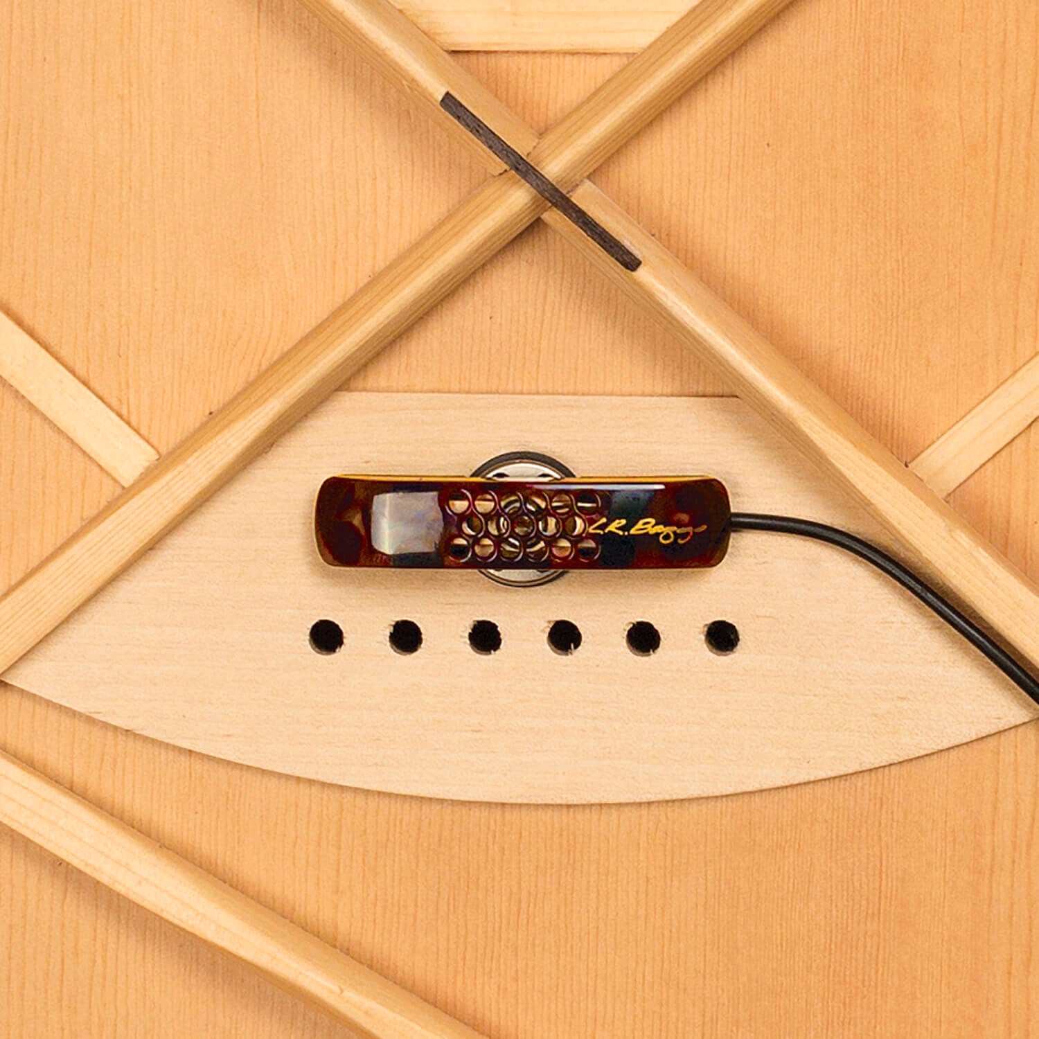 LR Baggs LYRIC Acoustic Guitar Microphone System