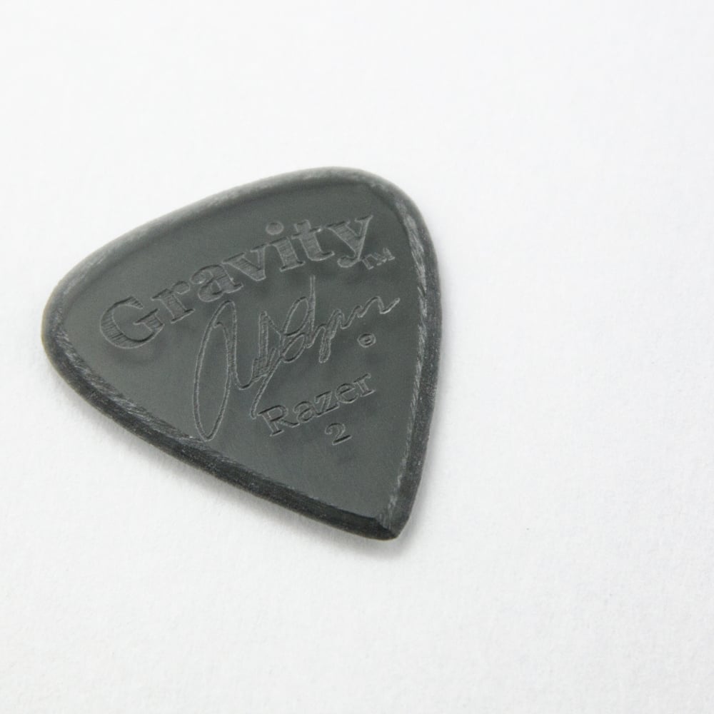 Gravity Rob Chapman Razer 2.0mm Master Finish Black Smoke Plectrum