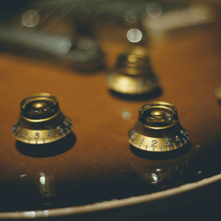 10 Easy Ways To Improve Your Blues Guitar Tone