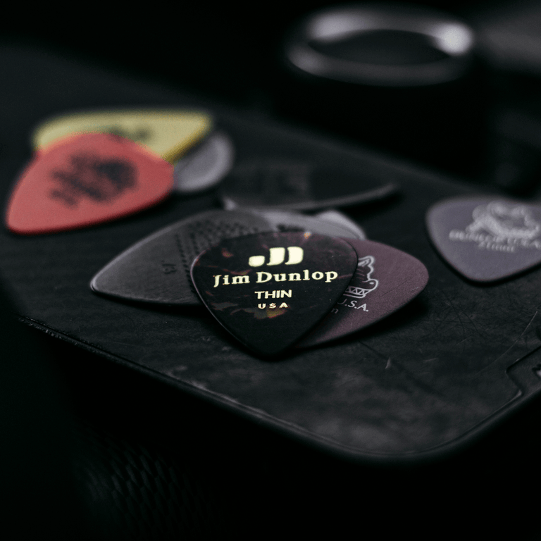 A Beginner’s Guide To Guitar Picks (Part 1)