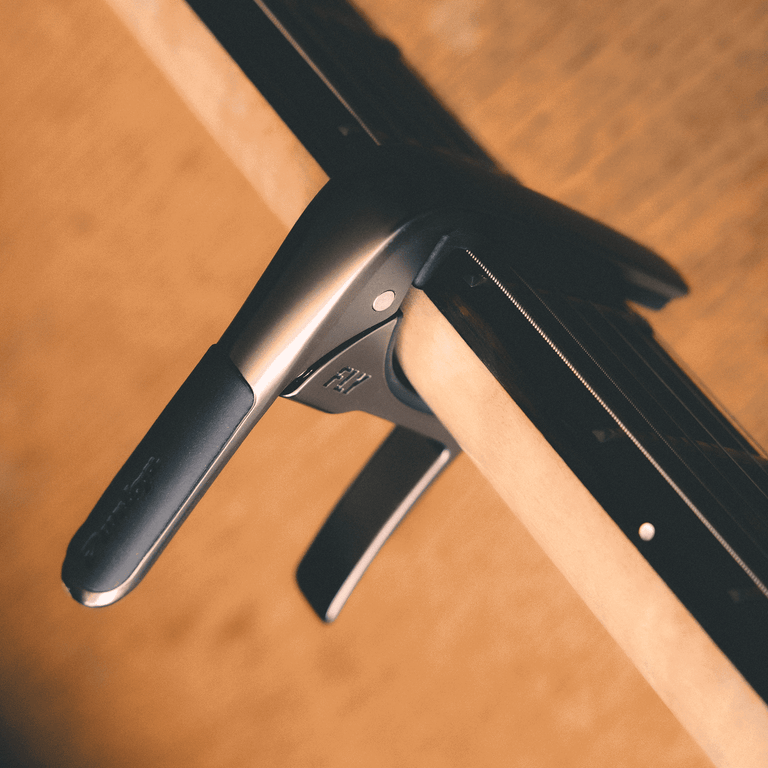 Jim Dunlop Trigger FLY Guitar Capo, Black