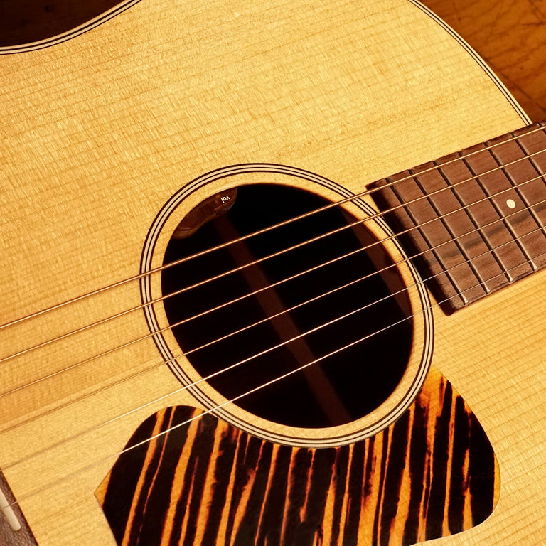 LR Baggs ELEMENT Active Undersaddle Acoustic Guitar Pickup System