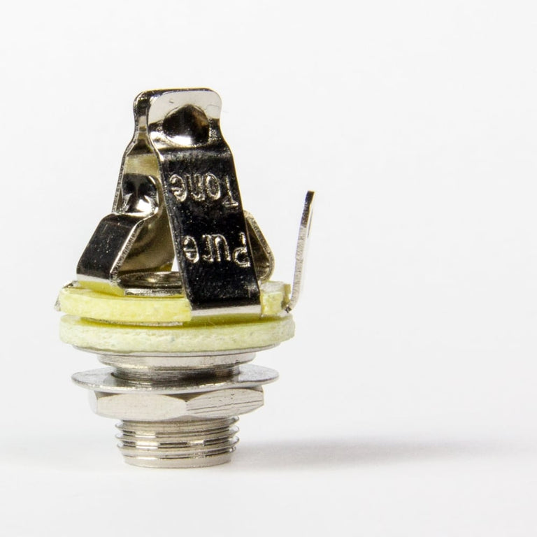 Pure Tone Full Contact 1/4 Output Jack. Nickel